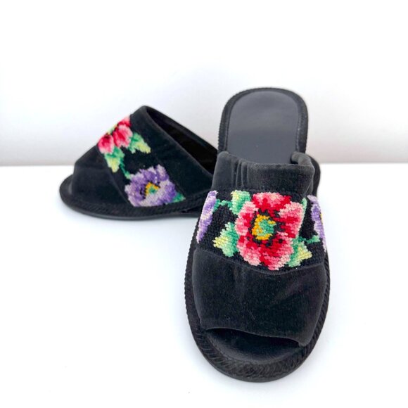 Feiler Women Black Heeled Slippers - Picture 2 of 10